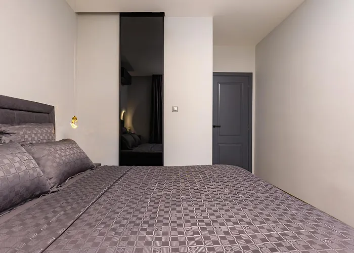 Happy People - Grey 1-bd By Flat Mаnager Appartamento